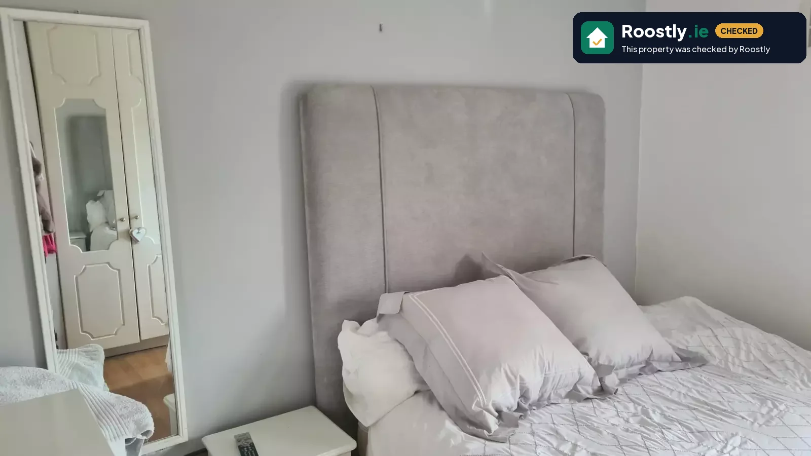 Rooms for rent for female students in 3-bedroom house in Carrickmines