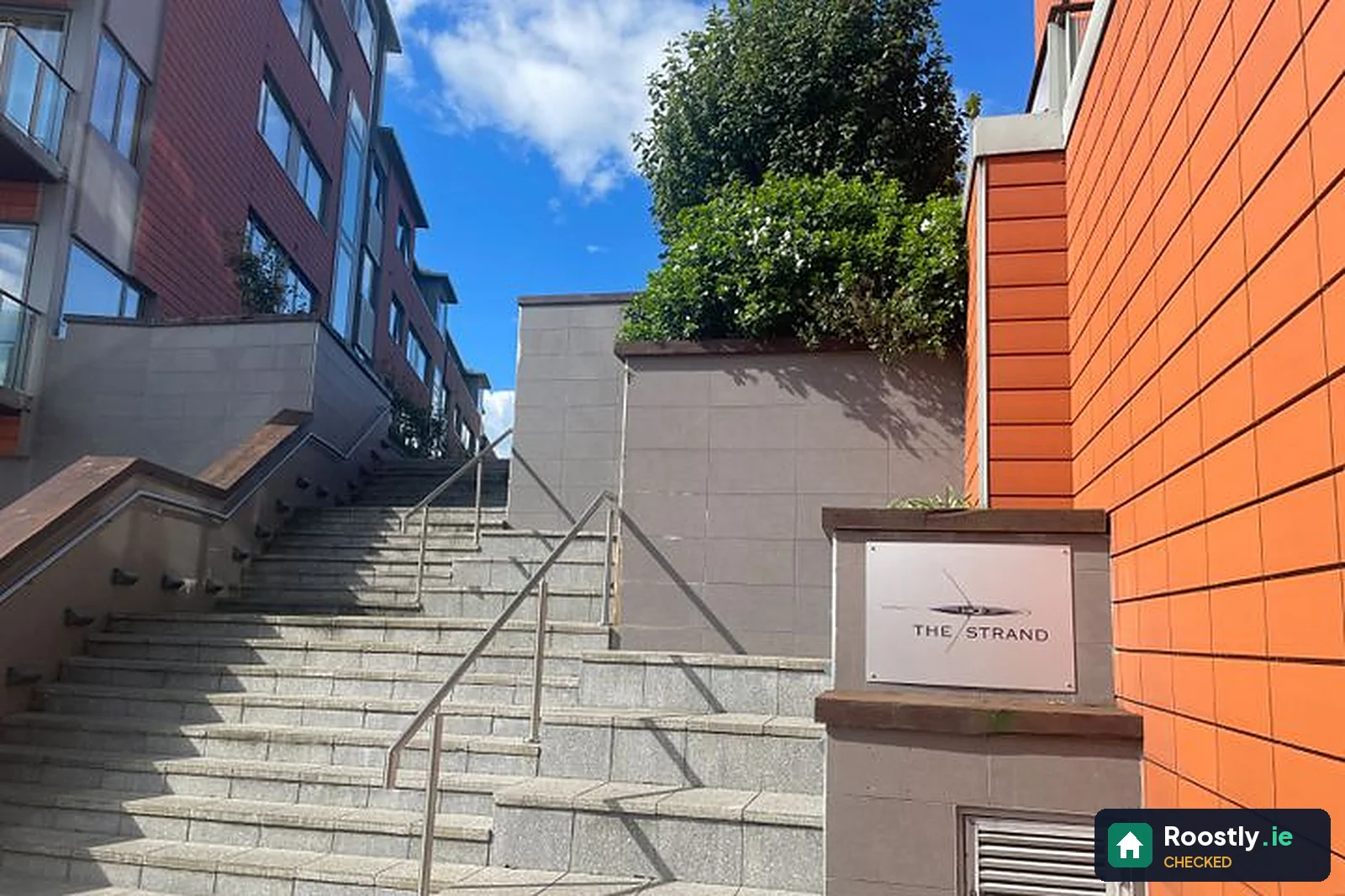 2 bed apartment for rent in Ennis Road