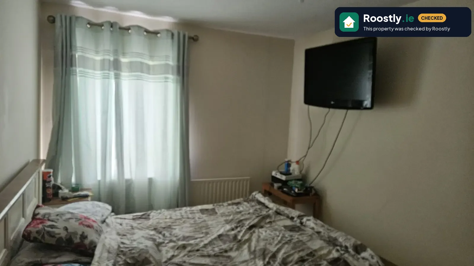 Room in a shared 2-bedroom apartment for rent in Dublin, some bills included