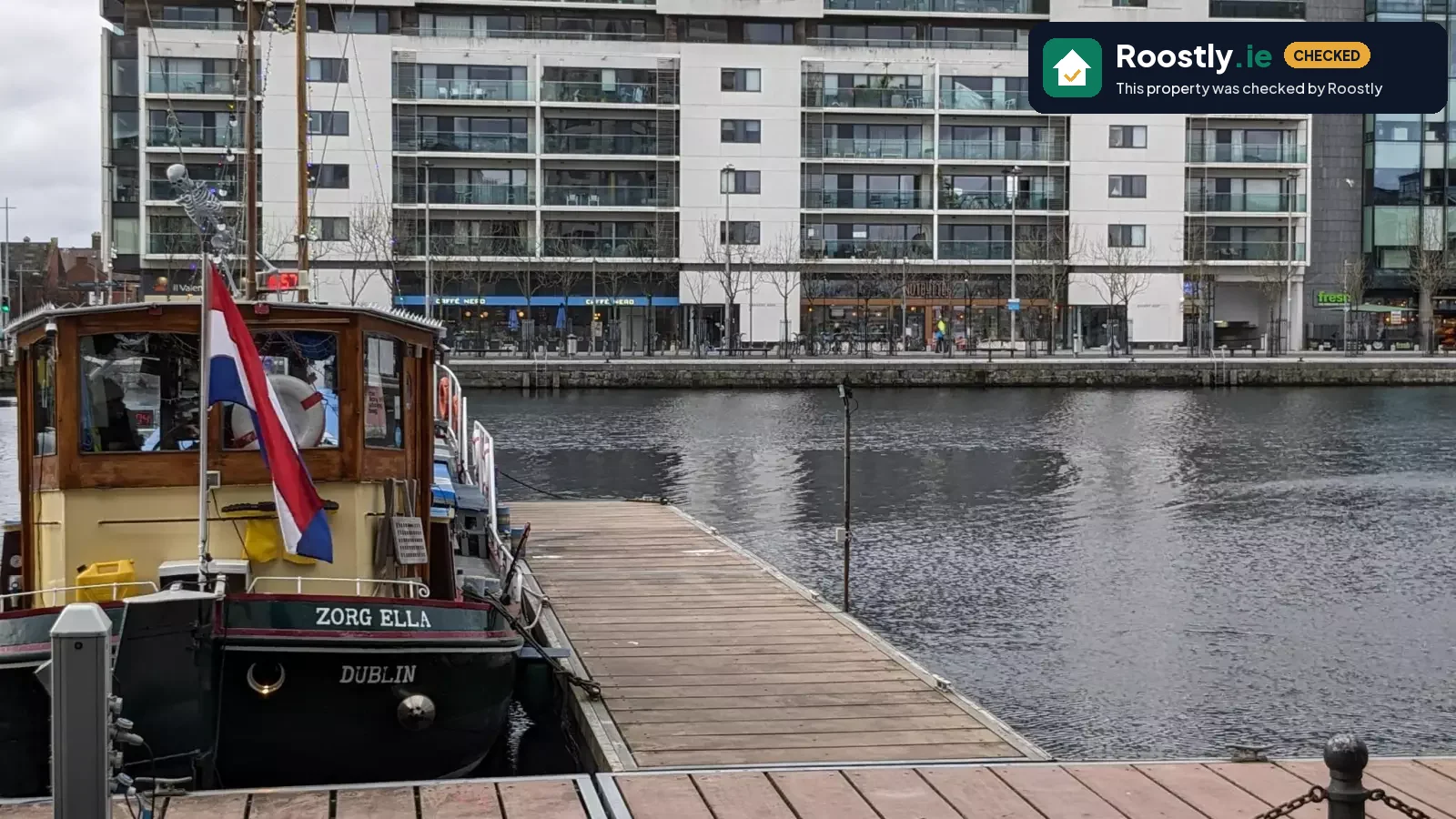 Two-bedroom apartment in Silicon Docks - Grand Canal Dock.