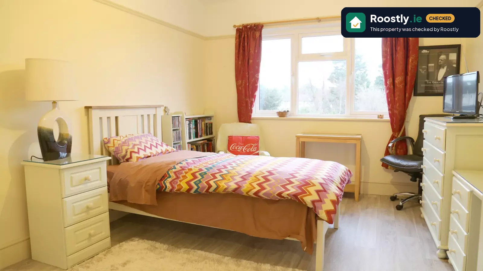 Spacious room in 4-bedroom houseshare in Clontarf, Dublin