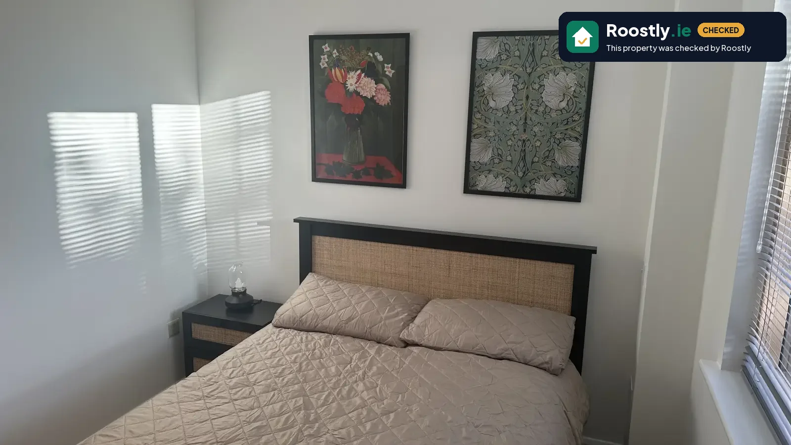 Room in a shared 4-bedroom apartment for rent in Ballybough, water and wifi included.