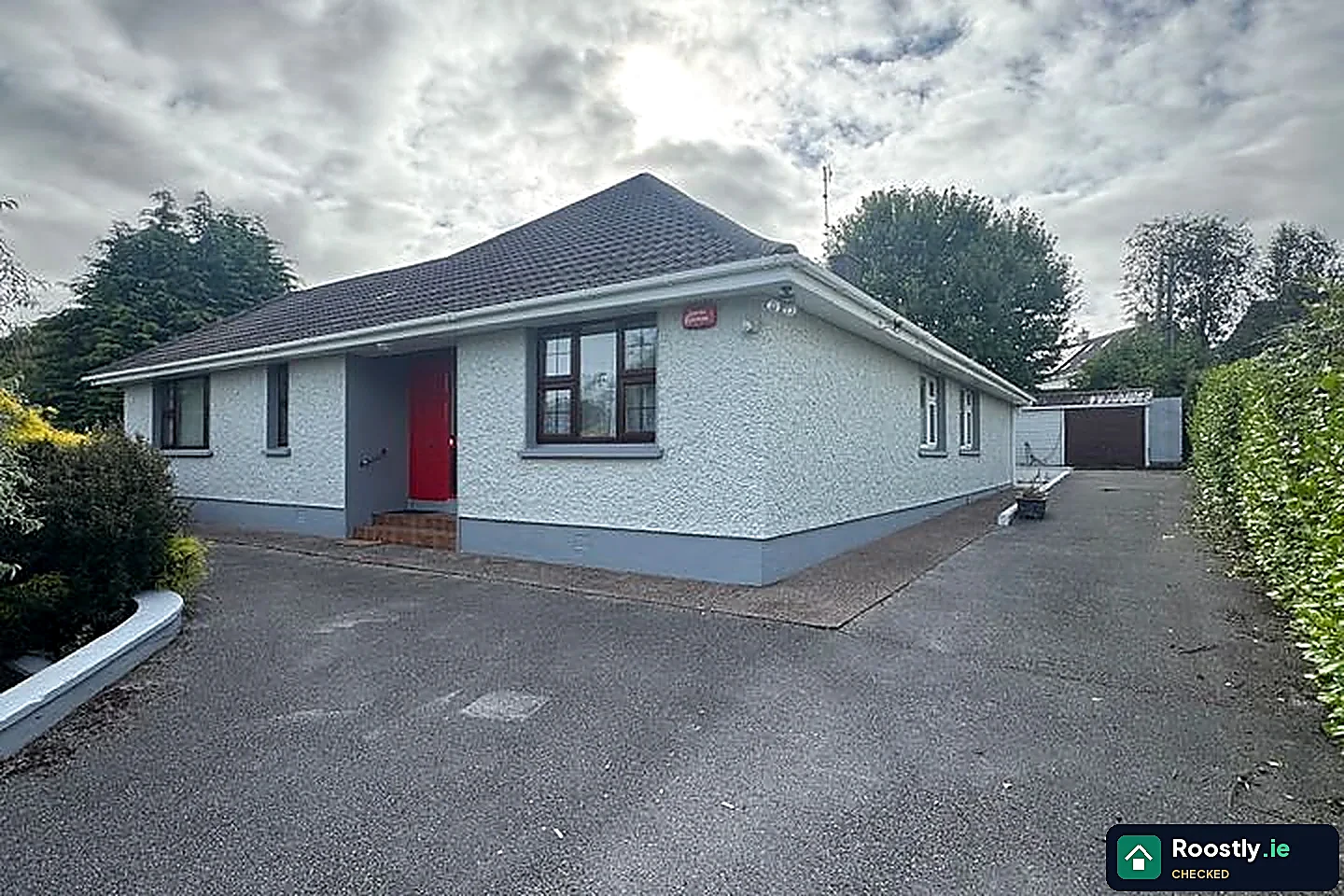 5 bed house for rent in Midleton