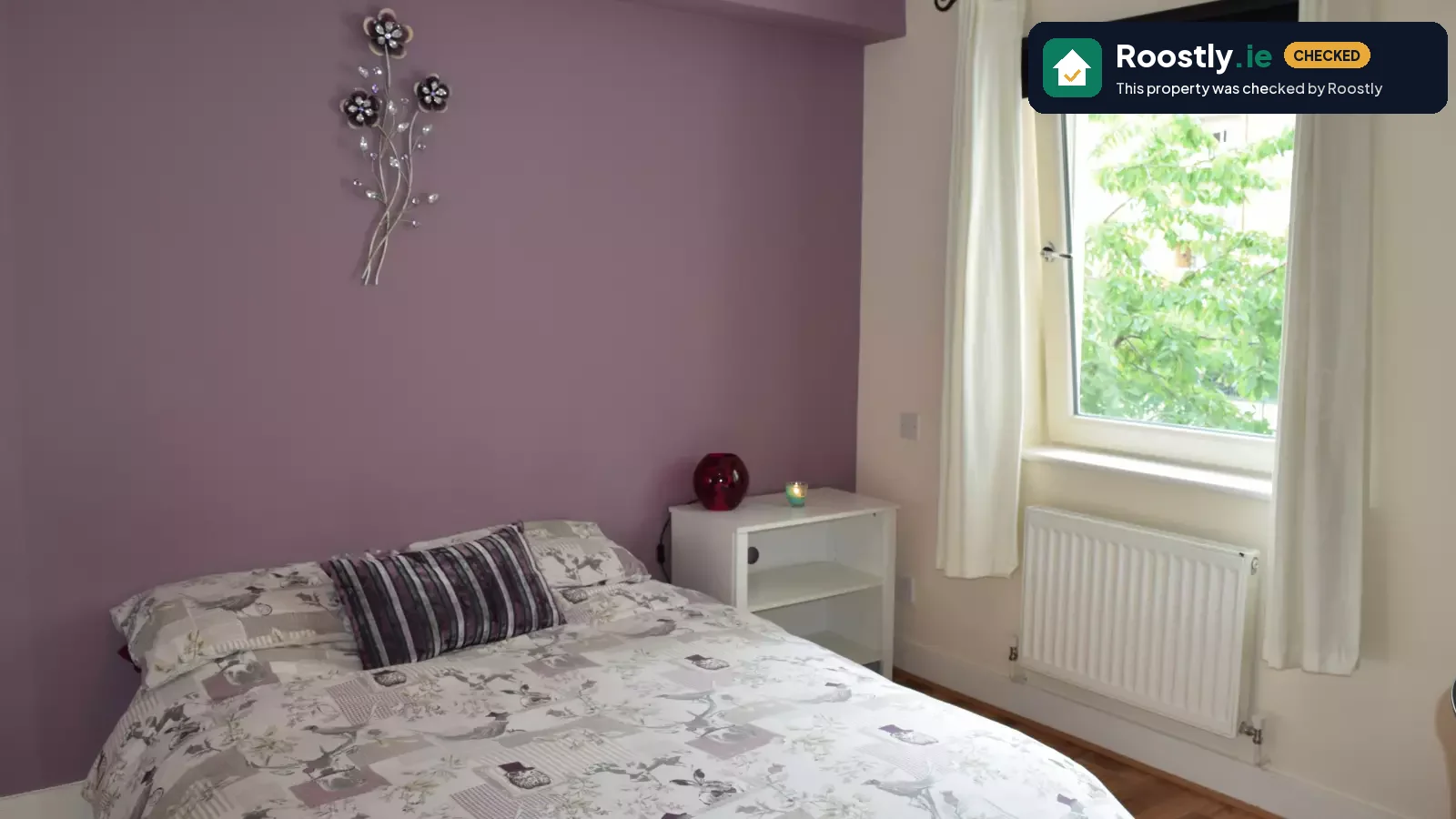 Room in a shared 2-bedroom apartment for rent in Northside, Dublin, perfect for women