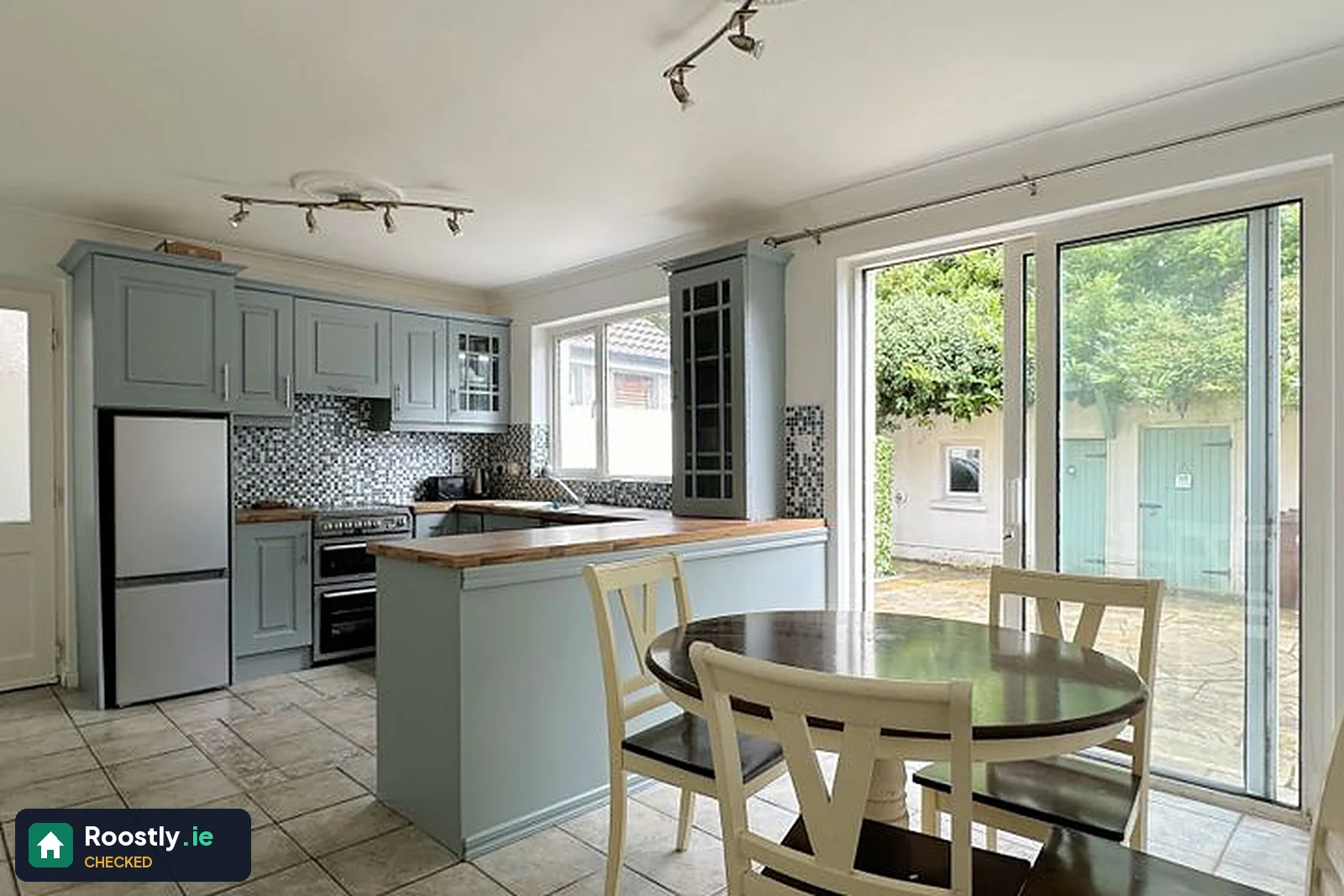 3 bed house for rent in Knocknacarra