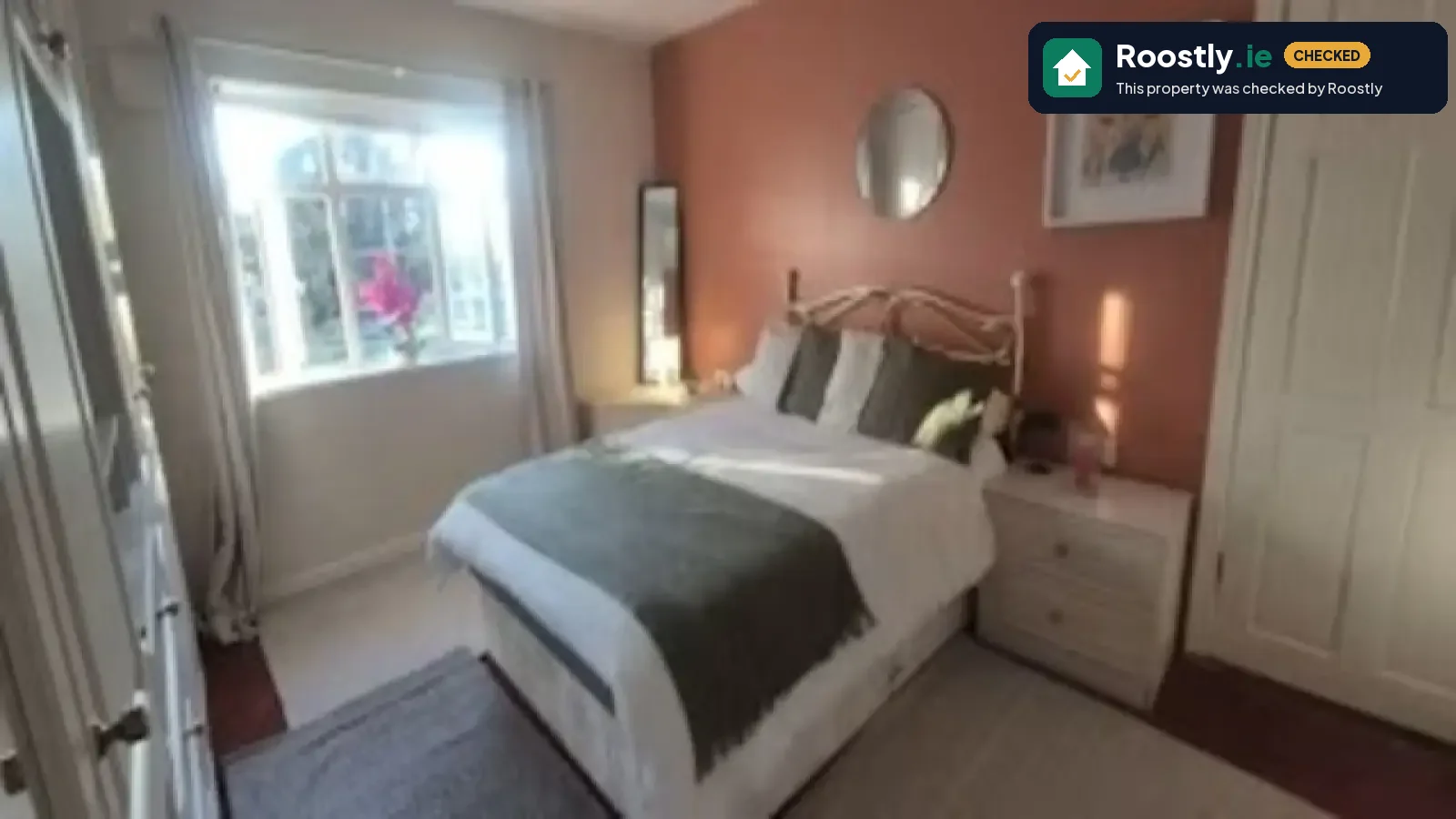 Room in a shared 7-bedroom apartment for rent in Artane-Coolock, Dublin, perfect for professionals and students, couples