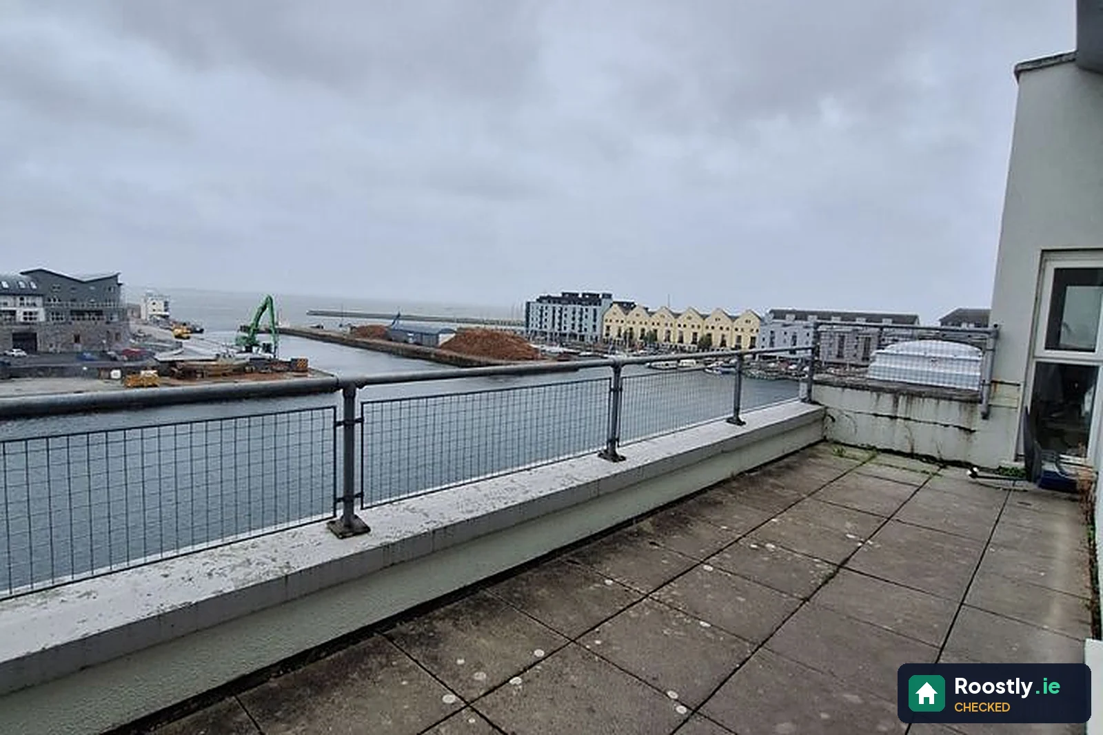3 bed apartment for rent in Galway City Centre