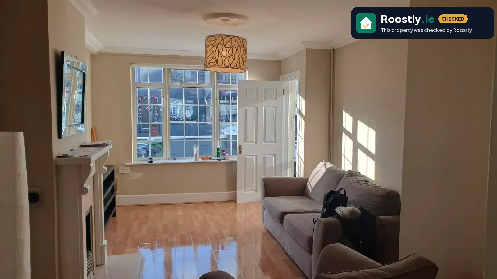 2-bedroom apartment in East Wall, professionals only
