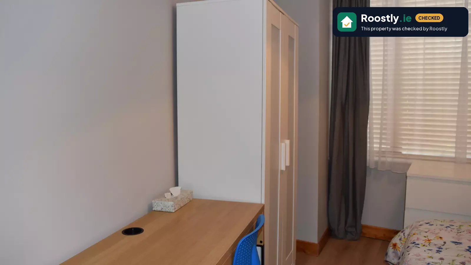 Neat room for rent in 4-bedroom apartment in Glasnevin