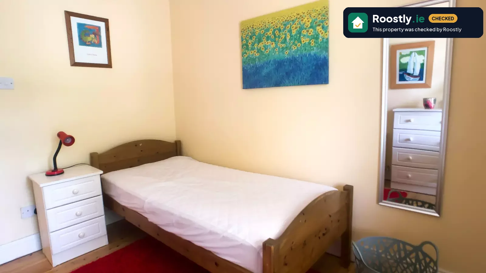 Snug room for rent in 3-bedroom house, Knocklyon