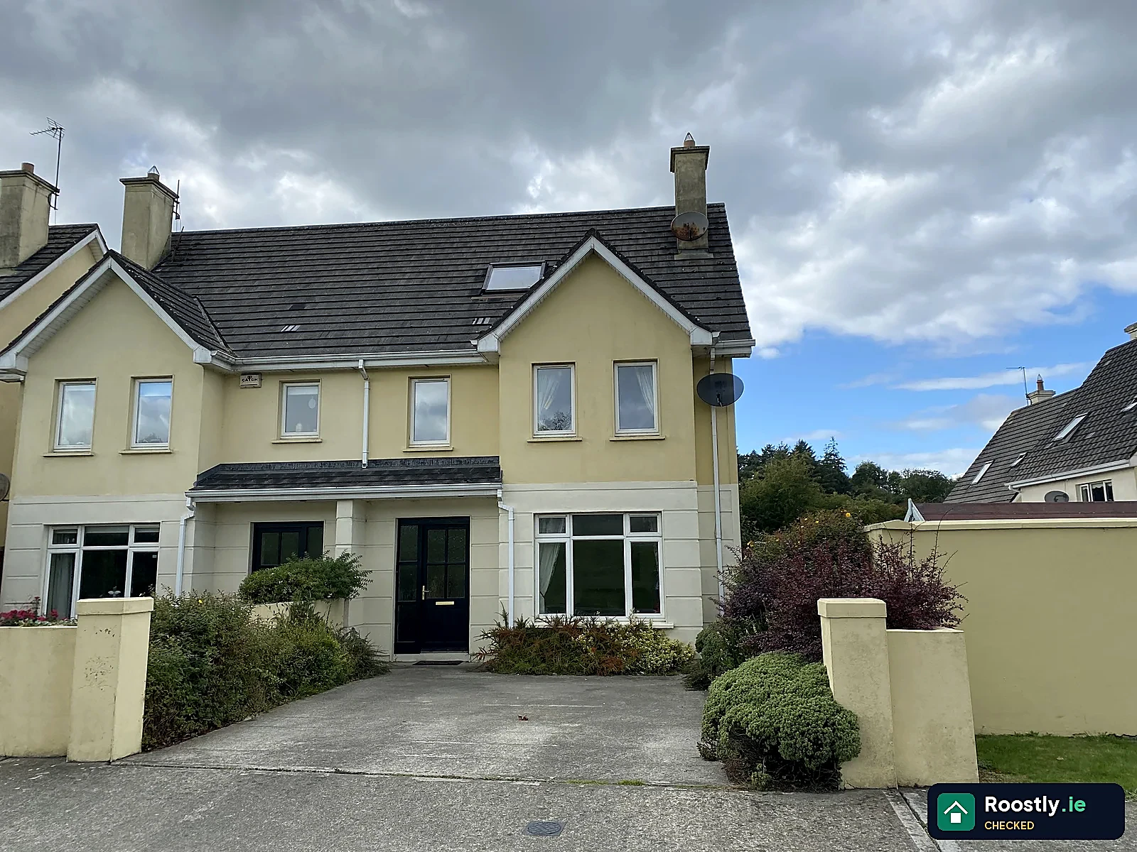 4 bed house for rent in Bandon