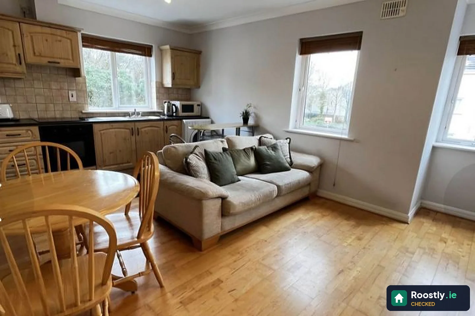2 bed apartment for rent in Knocknacarra